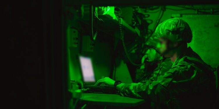 Κλιμάκια κυβερνοπολέμου στις Ειδικές Δυνάμεις – Το Μοντέλο των Ηνωμένων Πολιτειών για προωθημένες επιχειρήσεις
