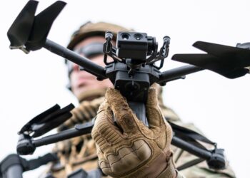 Ρωσικά FPV drone με Τεχνητή Νοημοσύνη έναντι Leopard 2A – Οι Τεθωρακισμένες Δυνάμεις του Έβρου απειλούνται
