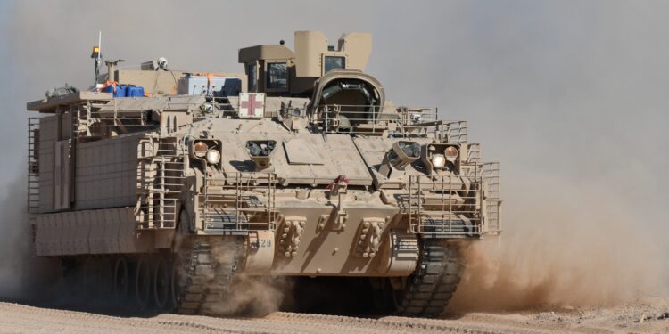 Όχημα μεταφοράς προσωπικού AMPV με anti-drone προστασία ως προς αντικατάσταση μέρους των Μ113