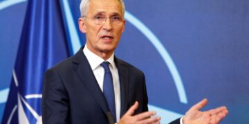 Stoltenberg: Αυτό που συμβαίνει στην Ουκρανία μπορεί ανά πάσα στιγμή να συμβεί στην Ταϊβάν