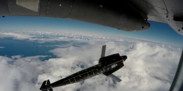 Η Γαλλία αποδεσμεύει στρατηγικά όπλα ΗΑΜΜΕR στην Ουκρανία – Κατασκευή ΜΕΑ με κινητήρα Jet από την Ουκρανική ΠΑ