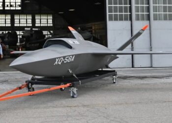 “Δίκτυα – Θανάτου” F-16 Viper με το αυτόνομο XQ-58A Valkyrie