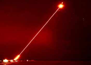 Σύστημα laser “DragonFire” για αντιμετώπιση μη επανδρωμένων μέσων δοκίμασε ο Βρετανικός Στρατός