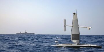 Αξιοποιώντας τις LCS – Το Πολεμικό Ναυτικό των ΗΠΑ αναπτύσσει Σμήνη Μη Επανδρωμένων Ταχύπλοων Σκαφών με σκοπό να επιχειρούν συνεργατικά με τις LCS