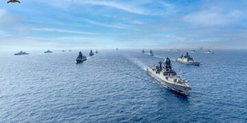 Το Ινδικό Πολεμικό Ναυτικό ανέπτυξε για πρώτη φορά Μονάδες Μάχης 2 αεροπλανοφόρων έναντι της Κίνας στον Κόλπο της Βεγγάλης