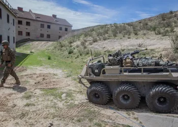 Εκτοξεύοντας σμήνος μη επανδρωμένων αεροσκαφών από μη επανδρωμένα οχήματα εδάφους στον Έβρο – Ιδέες για το ΕΛΚΑΚ από την διεθνή αγορά