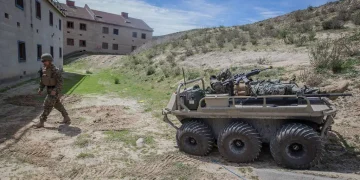 Εκτοξεύοντας σμήνος μη επανδρωμένων αεροσκαφών από μη επανδρωμένα οχήματα εδάφους στον Έβρο – Ιδέες για το ΕΛΚΑΚ από την διεθνή αγορά