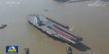 Αποκάλυψη του κινεζικού Stealth UCAV GJ-11 και του Αεροπλανοφόρου Fujan στο νησί Changxing στη Σαγκάη