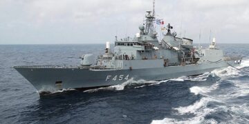 Η Φρεγάτα ΨΑΡΑ αποπλέει για την Ερυθρά Θάλασσα | Το Anti-drone σύστημα και η ανάγκη εκσυγχρονισμού του Στόλου