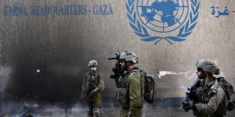 Παράδοση όπλων από την Ινδία προς τον Ισραηλινό Στρατό μέσω Ισπανίας – Πολιτικές αντιδράσεις από την αριστερή πτέρυγα