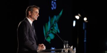 Kυριάκος Μητσοτάκης ”Επιτρέψτε μου να κλείσω όχι με ένα ακόμα σύνθημα αλλά με μία δέσμευση. Ο ελληνισμός δεν θα πάψει να αγωνίζεται μέχρι να επανενωθεί η Κύπρος”