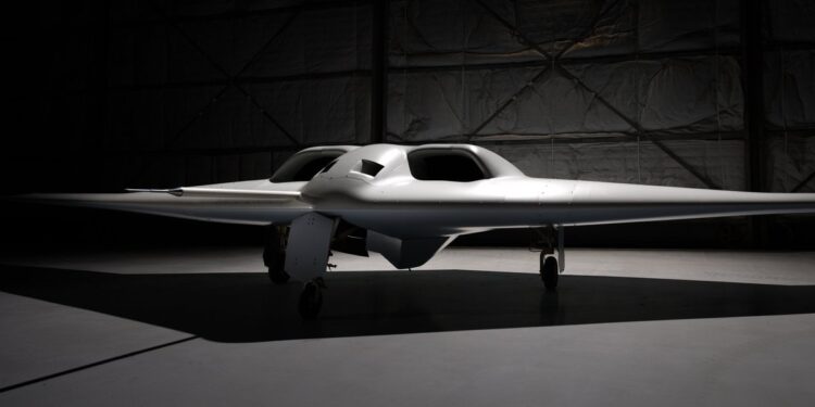 Παρουσίαση του μη επανδρωμένου XRQ-73 της DARPA με υβριδική πρόωση – Δικτυοκεντρικές επιχειρήσεις με επανδρωμένα μαχητικά