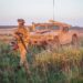 Oι Ουκρανοί Πεζοναύτες χρησιμοποιούν M1152A1 Humvee με εκτοξευτές ρουκετών LAND-LGR4 για υποστήριξη Δυνάμεων Πεζικού