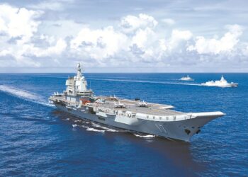 Παρουσία κινεζικής μονάδας μάχης αεροπλανοφόρων Shandong συνεργατικά με το Ρωσικό Πολεμικό Ναυτικό στα ανοιχτά Φιλιππινών και Ιαπωνίας