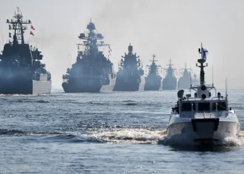 Murena-300S το νέο μη επανδρωμένο σκάφος επιφανείας (USV) του Ρωσικού Στρατού με κεραία Starlink