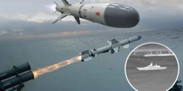 Παρουσιάστηκε υποβρύχια εκτοξευόμενη έκδοση του τουρκικού πυραύλου ATMACA για χρήση σε υποβρύχια TCG PiriReis (S-330)