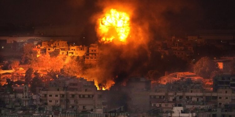 Ισραηλινές επιθέσεις έναντι των διοικητικών κτιρίων της Χεζμπολάχ στον Λίβανο – Καταστολή δράσης του πολιτικού ηγέτη της Χεζμπολάχ σε Λίβανο & Συρία