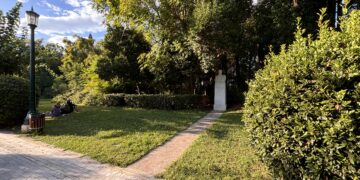 Απολαύστε την Αθήνα που χάνεται – Για ποιους πολέμησαν το 1821;