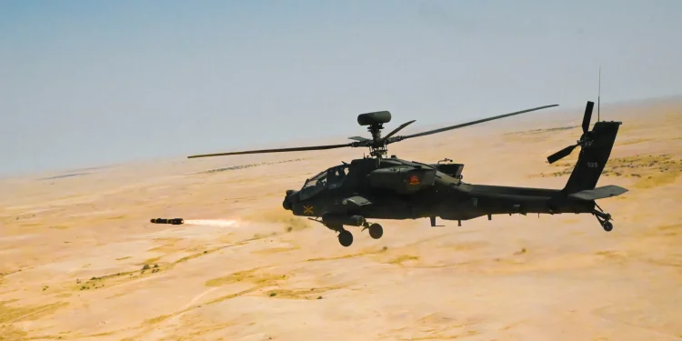 Αξιολόγηση χρήσης AH-64 Apache με πυραύλους AGM-114 Hellfire για καταστροφή εχθρικών μη επανδρωμένων αεροσκαφών στον Έβρο