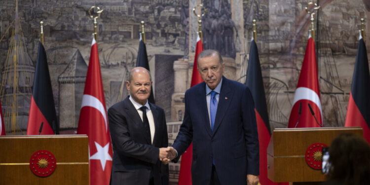 Σε νέα βάση οι Γερμανοτουρκικές σχέσεις μετά την συνάντηση Σολτς – Ερντογάν για τα Eurofighter – Ο κρίσιμος ρόλος της Διακήρυξης Ειρήνης & Φιλίας