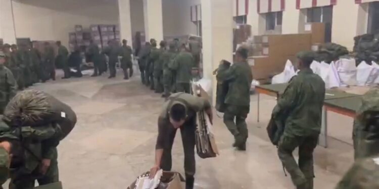 Στρατεύματα της Βόρειας Κορέας στο Κουρσκ, κατασκοπευτικοί δορυφόροι για την Πιονγιάνγκ και τα ανταλλάγματα της Μόσχας