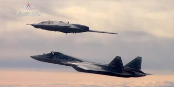 OSINT: Κατάρριψη ρωσικού Μη Επανδρωμένου Άεροσκάφους S-70 ”Hunter” που λειτουργεί συνεργατικά με Su-57