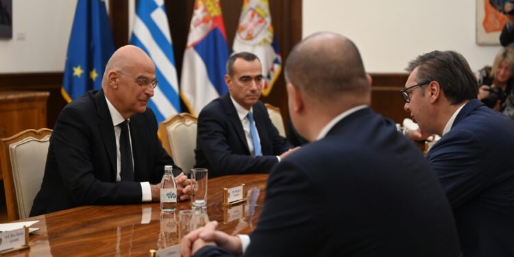 Κοινή αμυντική συνεργασία μεταξύ Ελλάδας και Σερβίας με νευραλγικό ρόλο του ΕΛΚΑΚ ανέφερε ο κ. Δένδιας σε συνάντηση με τον Σέρβο ομόλογό του