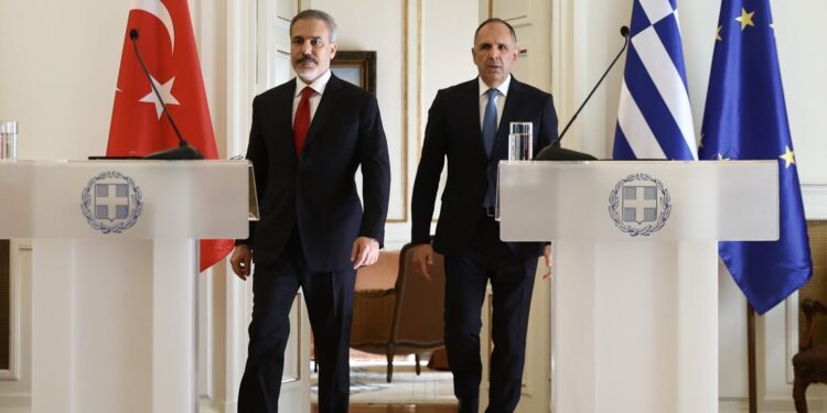 Διαψεύδει ο Γεραπετρίτης: Καμία συζήτηση για εθνική κυριαρχία στις Ελληνοτουρκικές Διαπραγματεύσεις