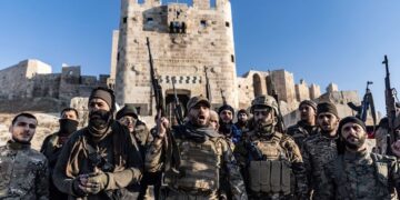 Τεράστια προέλαση ισλαμικών φιλοτουρκικών δυνάμεων στην Συρία και εσωτερικές συγκρούσεις στην Δαμασκό – Υποχώρηση Ρωσικού και Συριακού Στρατού