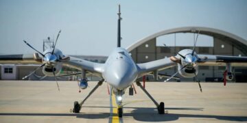 ROKETSAN: Επιτυχείς Δοκιμές των LAÇİN και ELÇİN-82 σε AKINCI UCAV με νέα συστήματα καθοδήγησης IIR και λέιζερ