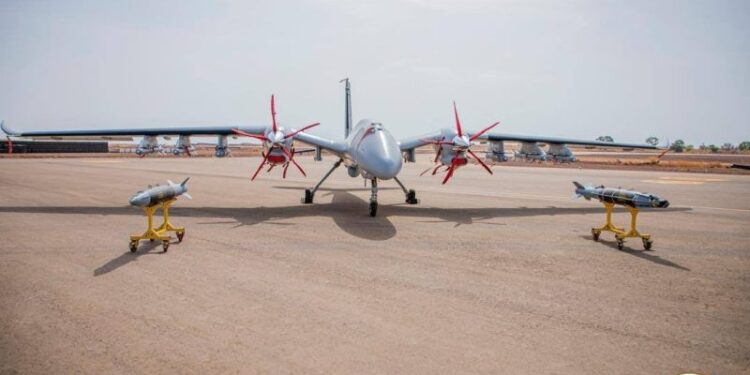 Τουρκικά AKINCI UCAV επιχειρούν με τις Ένοπλες Δυνάμεις του Μάλι με πυρομαχικά MAM-T της ROKETSAN