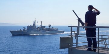 «Είναι τα εθνικά θέματα, ηλίθιε»