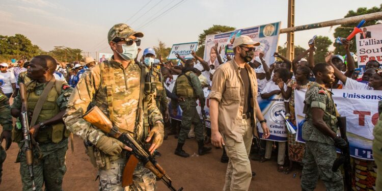 Μεταφορά Ρωσικών Δυνάμεων στην Λιβύη και ενίσχυση των εντάσεων στην Ανατολική Μεσόγειο – Τι δήλωση ο Ιταλός Υπουργός Άμυνας