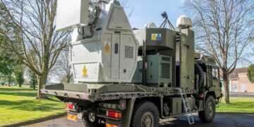 Αξιολόγηση συστημάτων Κατευθυνόμενης Ενέργειας Ραδιοσυχνοτήτων RFDEW για τον ”Θόλο” Αεράμυνας – Το μοντέλο που εξετάζει η Μεγάλη Βρετανία