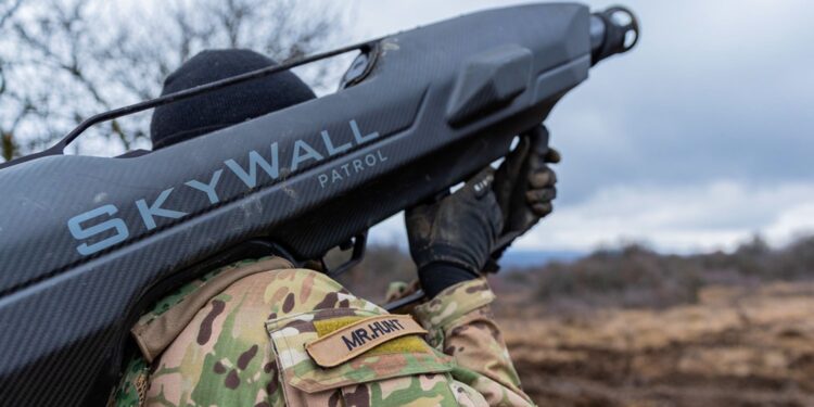 Σε anti-drone συστήματα για μονάδες πεζικού επενδύει ο Ολλανδικός Στρατός με κόστος επένδυσης €50-250 εκατομμύρια