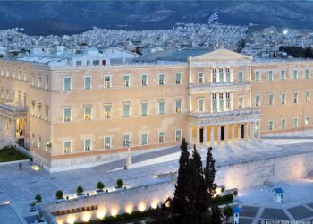 Εξ’ αποστάσεως εργασία – Αλλάζοντας το παραγωγικό μοντέλο της Ελληνικής οικονομίας ενισχύοντας την αποκέντρωση