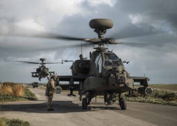 Ιστορική “Συμφωνία Εκατονταετούς Αμυντικής Συνεργασίας” μεταξύ Ουκρανίας και Ηνωμένου Βασιλείου –  Εστίαση σε βάσεις και στρατιωτική υποστήριξη