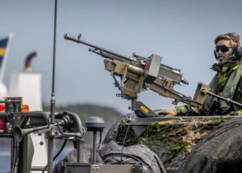 Η Ευρώπη αυτοκτονεί – Σουηδική στρατιωτική αντιπροσωπεία επιθεωρεί εργοστάσιο πυρομαχικών Gazi στην Τουρκία για ενίσχυση διμερών σχέσεων