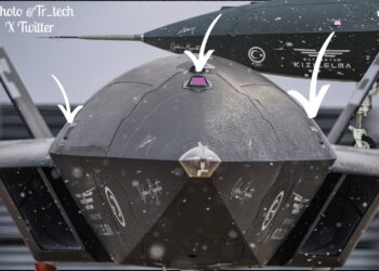 Μη Επανδρωμένο Μαχητικό Kızılelma με ουκρανικό κινητήρα τύπου AI-322 παρουσιάστηκε από τον Baykar Selçuk