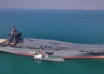 Το Ιράν παρουσίασε αεροπλανοφόρο μεταφοράς Drone ”Shahid Bagheri” – Μετατροπή εμπορικού containership και χρήση των Ababil-3