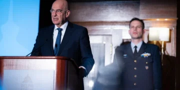 Νίκος Δένδιας καλεί τις ΗΠΑ να επιλέξουν αν η Τουρκία ή η Ελλάδα εξυπηρετούν καλύτερα τα συμφέροντά τους