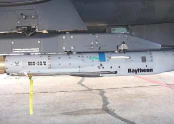 Raytheon: Νέα έκδοση του πυραύλου StormBreaker για εκτόξευση από το έδαφος – Ευκαιρία για τον Ελληνικό Στρατό