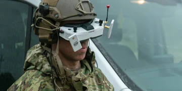 Οι Πεζοναύτες των ΗΠΑ συγκροτούν νέα μονάδα χειρισμού επιθετικών FPV Drone – Marine Corps Attack Drone Team