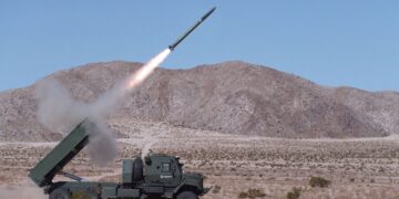 Η Raytheon παρουσίασε τον αυτόνομο εκτοξευτή DeepStrike με επιτυχία σε άσκηση του Αμερικανικού Στρατού