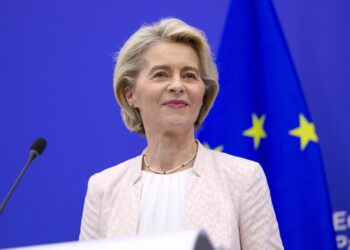 Φον ντερ Λάιεν: Τα δάνεια του «SAFE», ύψους 150 δισ. ευρώ, πρέπει να επενδύονται από κοινού στην ευρωπαϊκή αμυντική παραγωγή