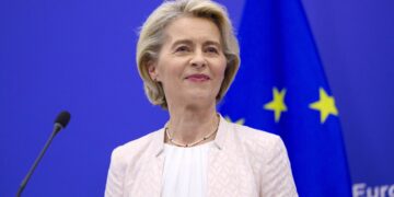 Φον ντερ Λάιεν: Τα δάνεια του «SAFE», ύψους 150 δισ. ευρώ, πρέπει να επενδύονται από κοινού στην ευρωπαϊκή αμυντική παραγωγή