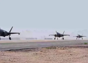 Ενδεχόμενο αμερικανικών πληγμάτων σε Ιράν και η συνέχιση των αμερικανικών βομβαρδισμών έναντι των Χούθι σε Υεμένη