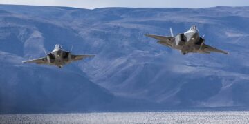 Εντοπισμός επίγειου στόχου F-35, διαβίβαση δεδομένων σε Πολλαπλό Εκτοξευτή Πυραύλων PULS & καταστροφή στόχου σε ελάχιστα λεπτά