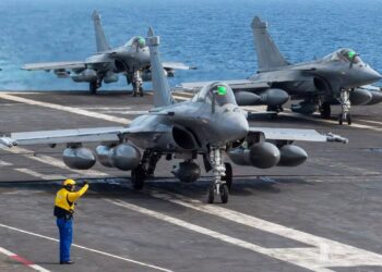 Η Ινδία αγοράζει 26 Rafale-M για το Ναυτικό: 7,5 δισ. δολάρια για νέα μαχητικά και οπλισμό – Στα 62 Rafale ο συνολικός στόλος έως το 2031