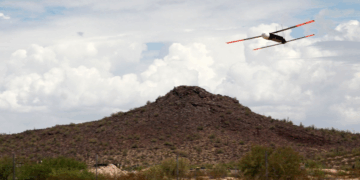 Raytheon και ΗΑΕ συμφώνησαν για παραγωγή του anti-drone συστήματος Coyote